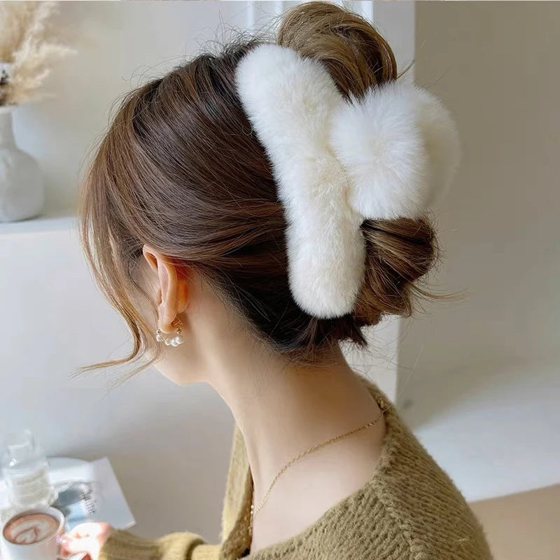 New Winter Faux Fur Hair Claw