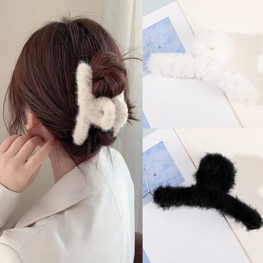 Winter Plush Hair Claw