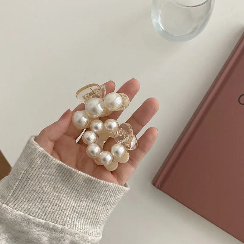 Sweet Mini Pearl Hair Claws