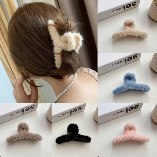 Winter Plush Hair Claw