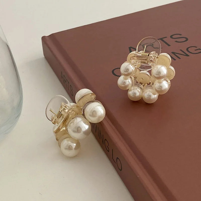 Sweet Mini Pearl Hair Claws